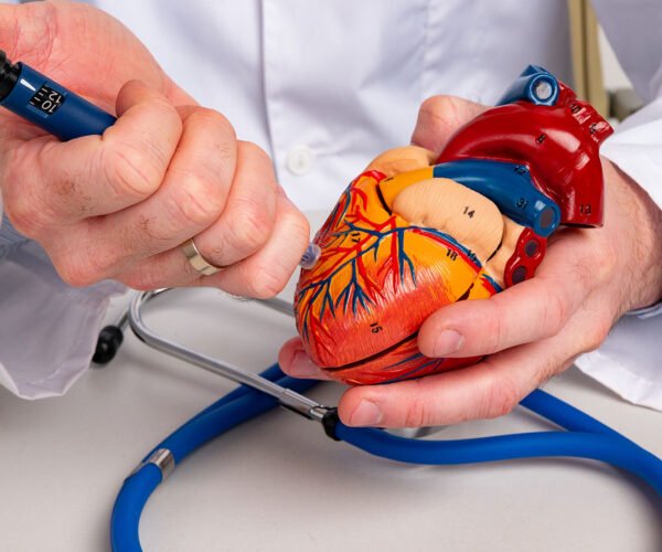 Cardiology7 600x500