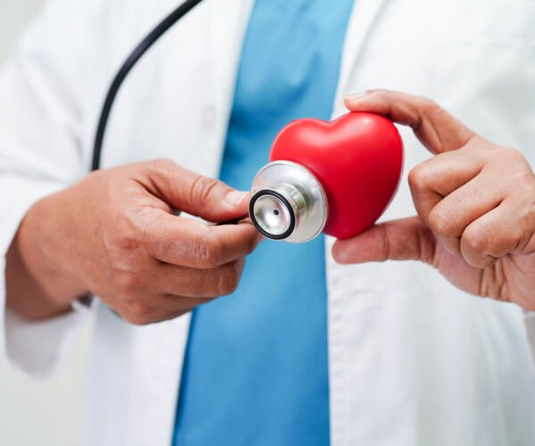 Cardiology8 600x500