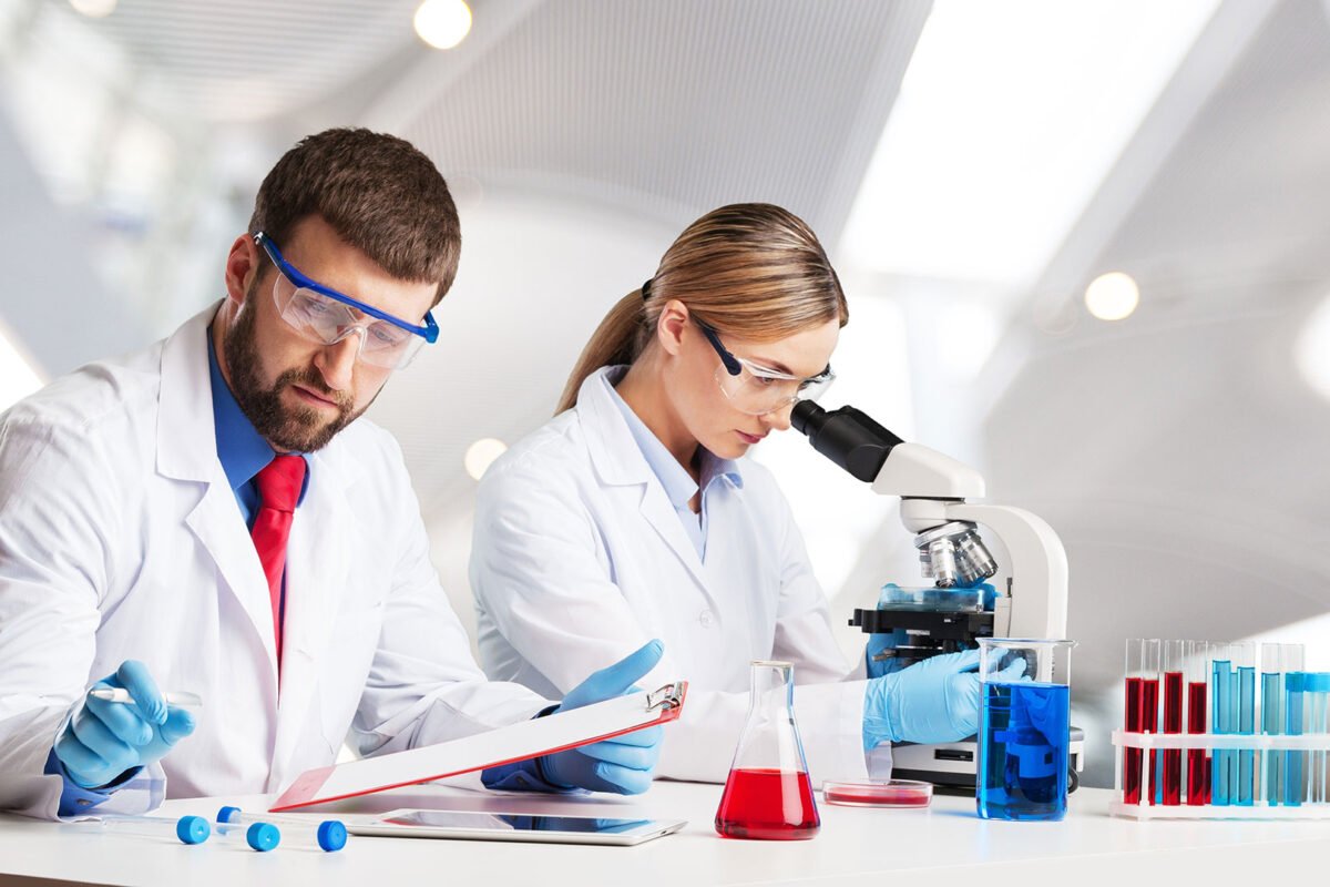 Laboratory13 1200x800